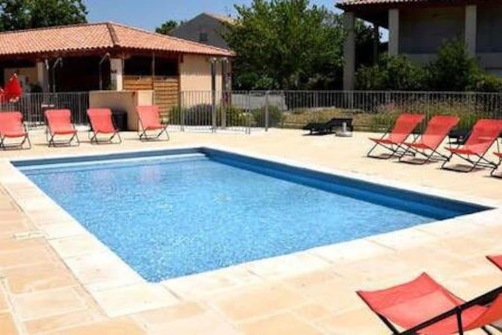 Le Soleil D Eugenie Appartement Dans Residence Avec Piscine Commune Pres De Carcassonne Olonzac Eksteriør billede